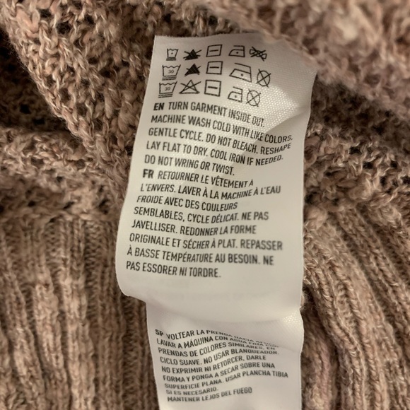 American Eagle | Women's Open Sweater Cardigan - Picture 6 of 6
